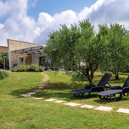 Holiday home Pet Friendly In Novigrad Novigrad (Istria)
