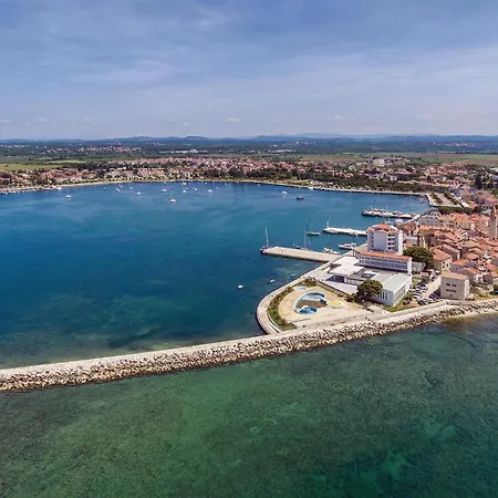 Feriehus Pet Friendly In Novigrad