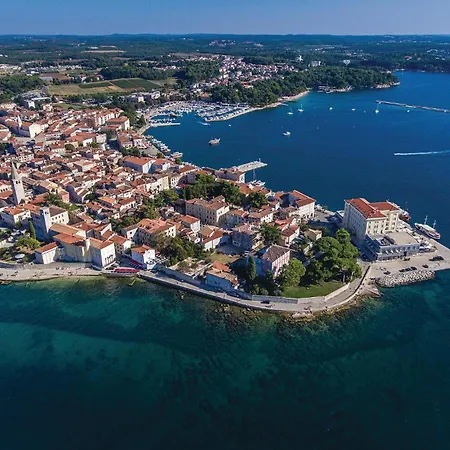Pet Friendly In Novigrad Feriehus *
